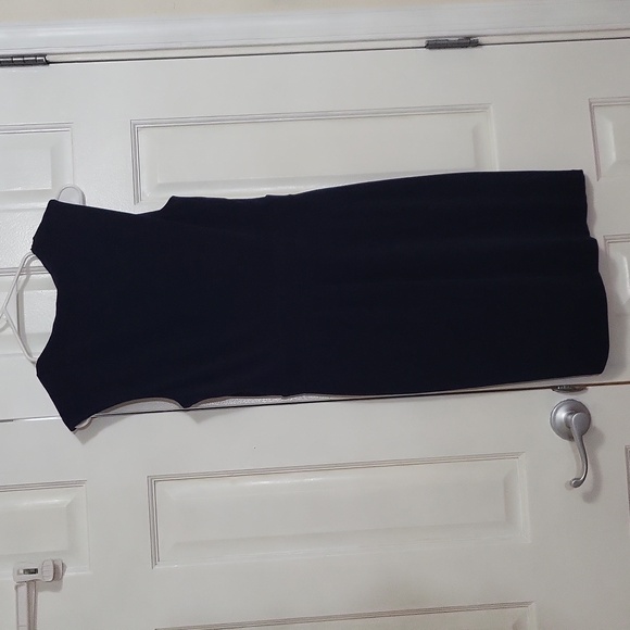 Navy v neck sleeveless dress size 10 - Picture 6 of 6